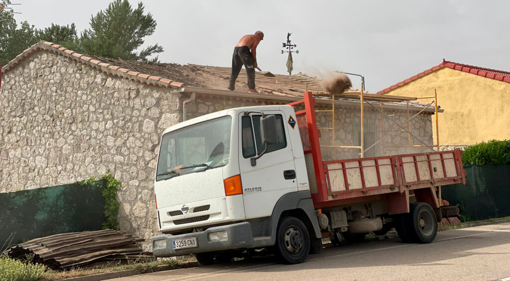 montaje de tejado en villadiego palencia