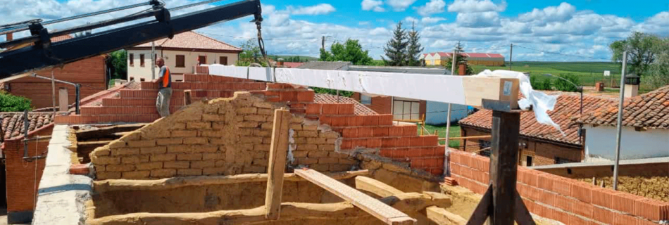 Reconstrución de tejados en Carrión de los Condes